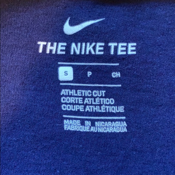 Men’s Nike short sleeve t-shirt - Picture 3 of 3